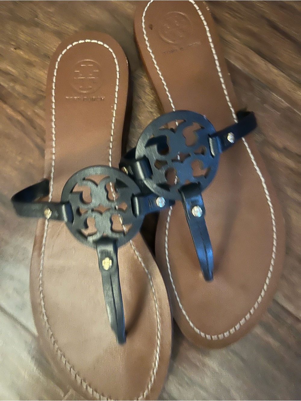 Tory Burch Black Leather Logo Thong Sandals with Brown Footbed